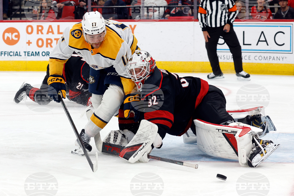 Predators Hurricanes Hockey