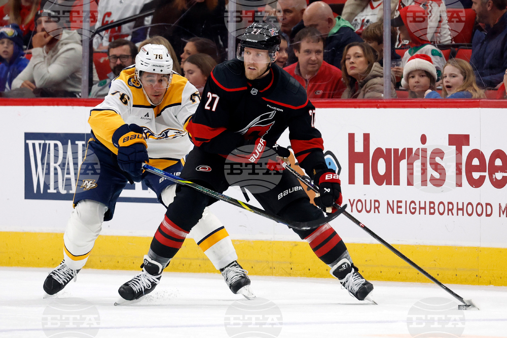 Predators Hurricanes Hockey