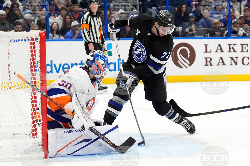 Islanders Lightning Hockey