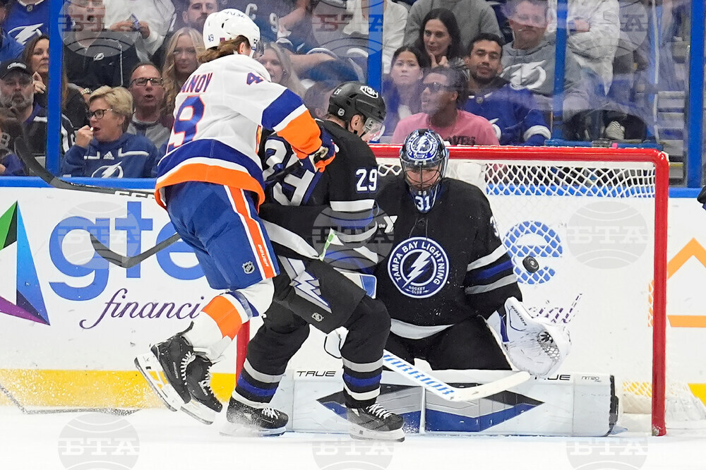 Islanders Lightning Hockey