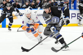 Islanders Lightning Hockey