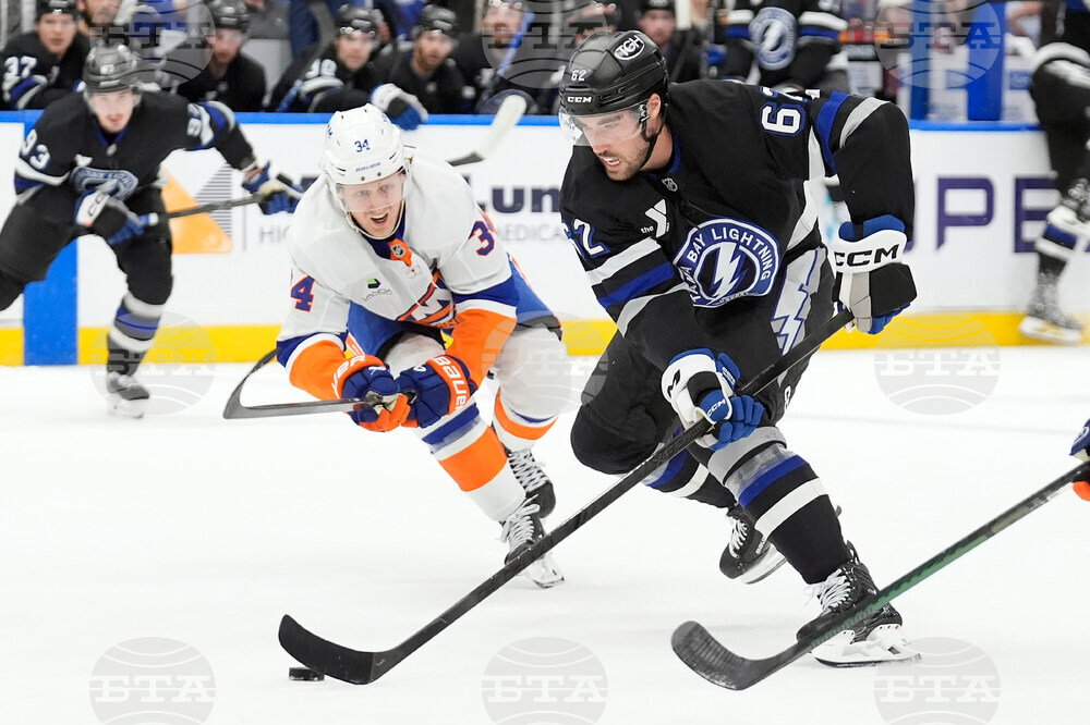 Islanders Lightning Hockey