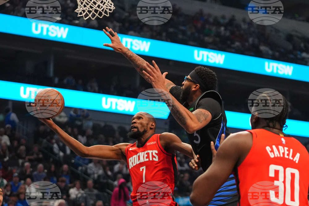 Rockets Mavericks Basketball