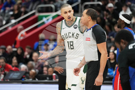 Bucks Pistons Basketball