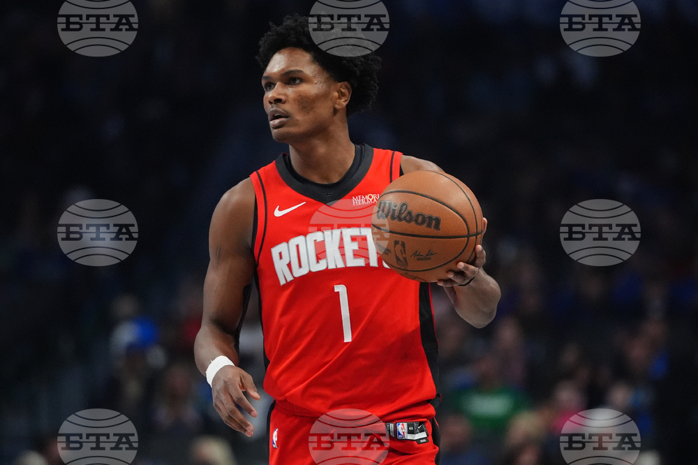 Rockets Mavericks Basketball