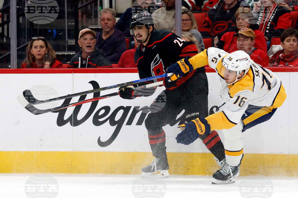 Preditors Hurricanes Hockey