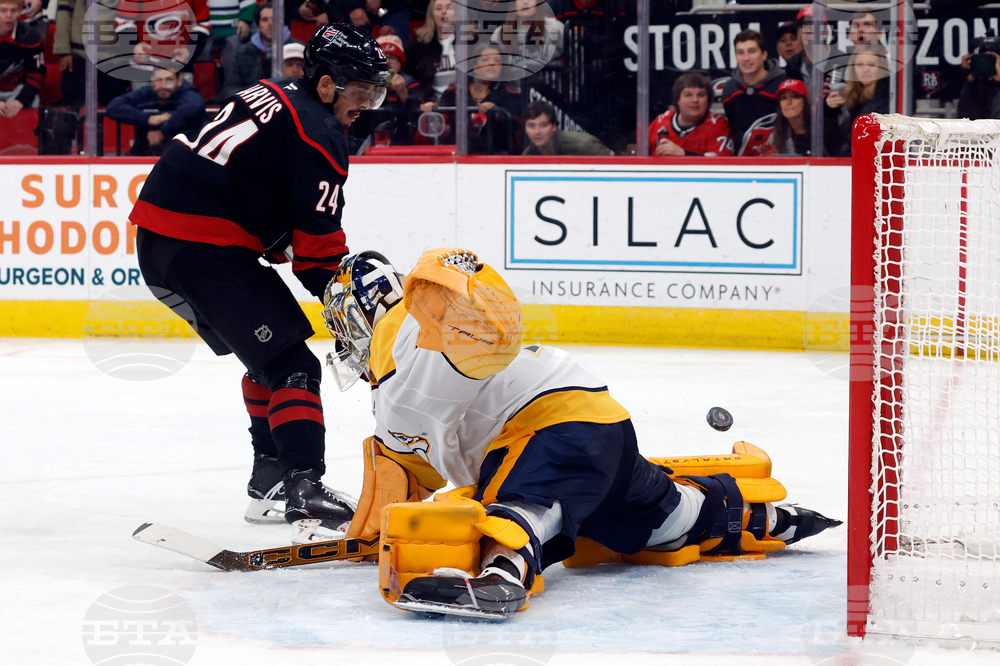 Preditors Hurricanes Hockey