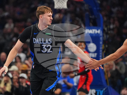 Rockets Mavericks Basketball