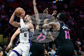 Sacramento Miami Basketball