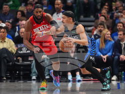 Rockets Mavericks Basketball