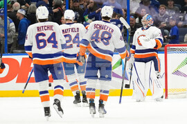 Islanders Lightning Hockey