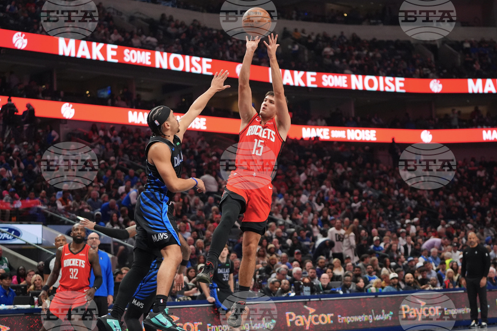 Rockets Mavericks Basketball