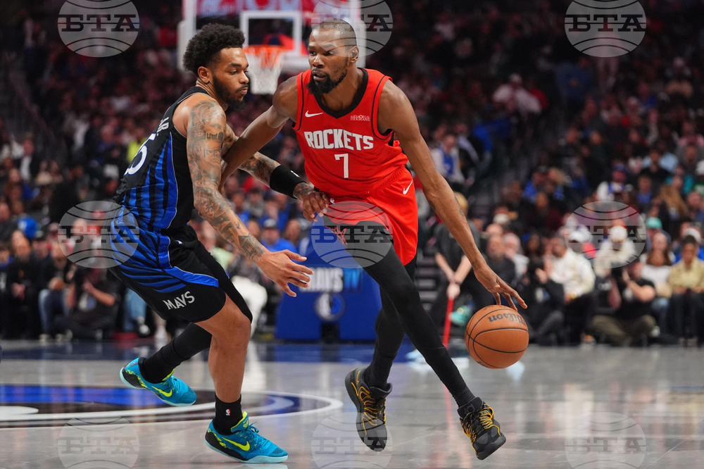 Rockets Mavericks Basketball
