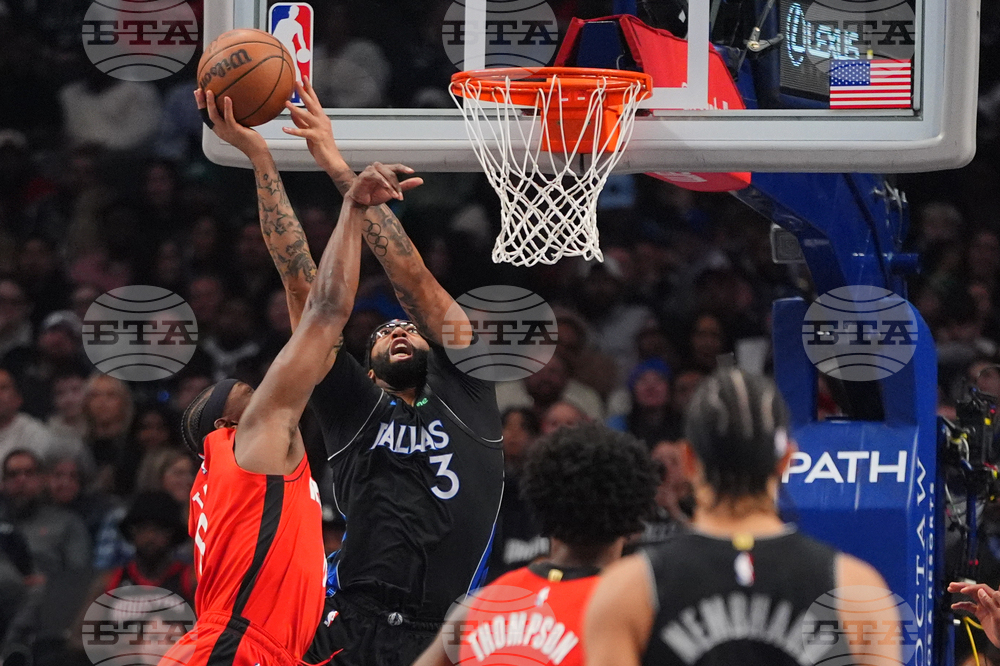 Rockets Mavericks Basketball