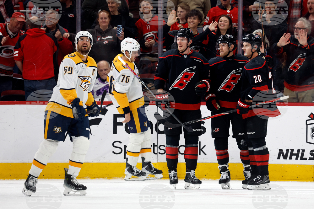 Predators Hurricanes Hockey