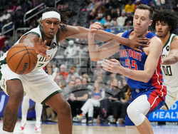 Bucks Pistons Basketball