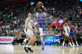 Bucks Pistons Basketball