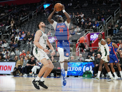 Bucks Pistons Basketball