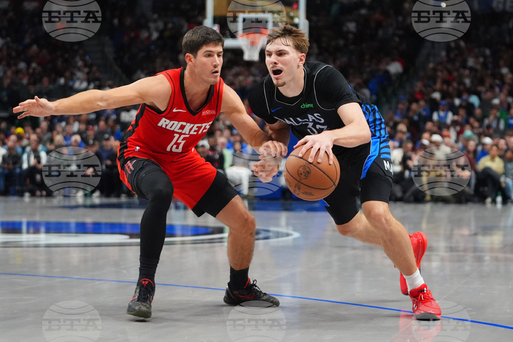 Rockets Mavericks Basketball