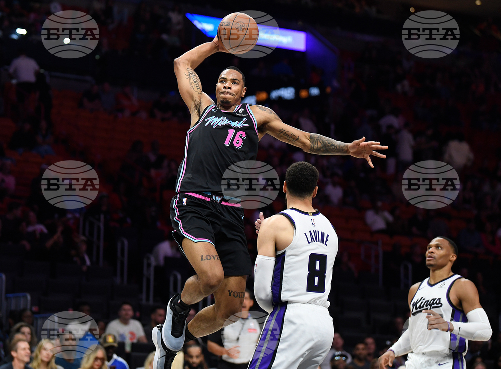 Sacramento Miami Basketball