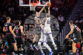 Sacramento Miami Basketball