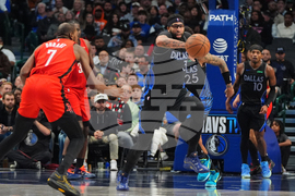 Rockets Mavericks Basketball