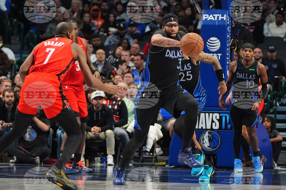 Rockets Mavericks Basketball