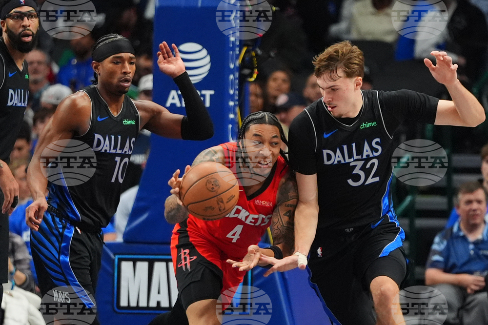 Rockets Mavericks Basketball