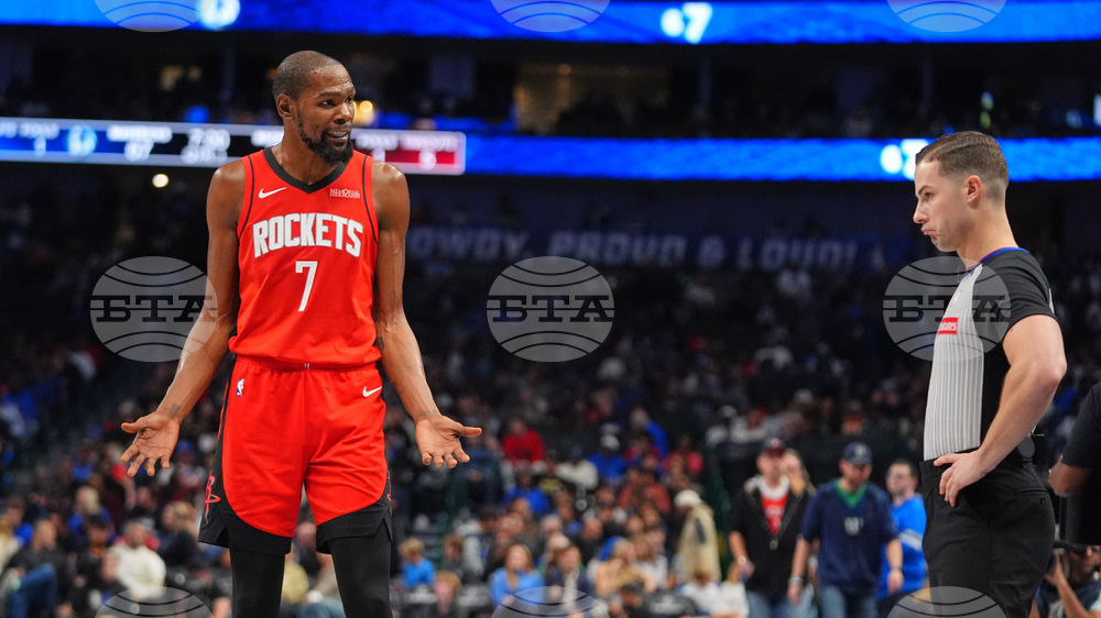 Rockets Mavericks Basketball