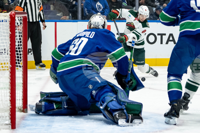 Wild Canucks Canucks