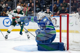 Wild Canucks Canucks