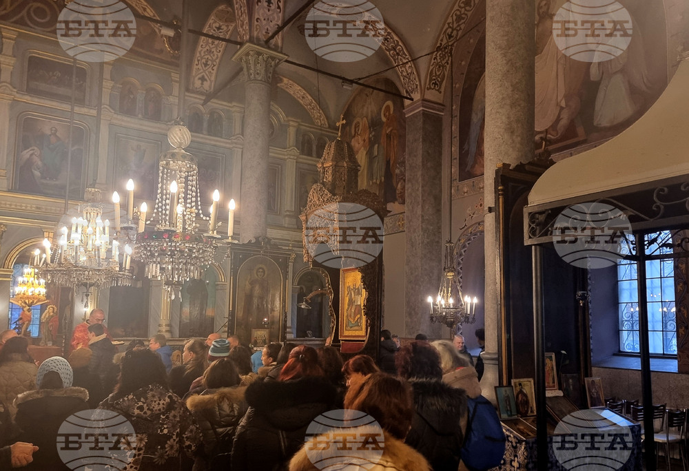 Плевен - храм "Света Параскева" - неделно богослужение