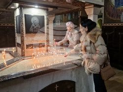 Търговище - храм „Св. Успение Богородично“ - неделна служба и проповед