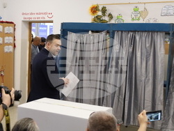 Румъния - Букурещ - избори за кмет - Чиприан Чуку - гласуване