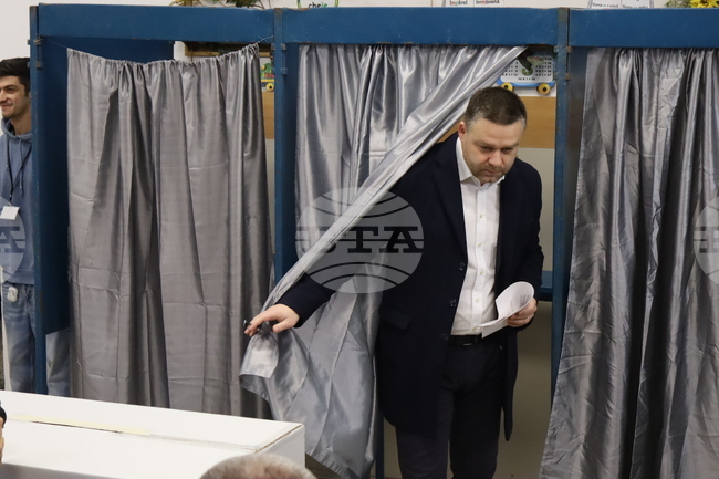 Румъния - Букурещ - избори за кмет - Чиприан Чуку - гласуване