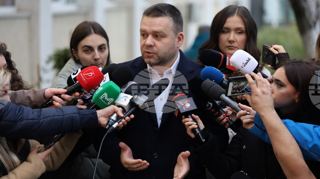 Кой е Чиприан Чуку – кандидатът, който обеща да подреди Букурещ и спечели