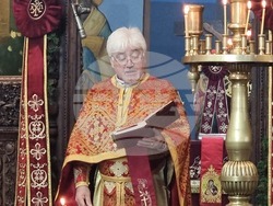 Ямбол - неделна литургия и украсяване на елха в храм "Св. Георги"