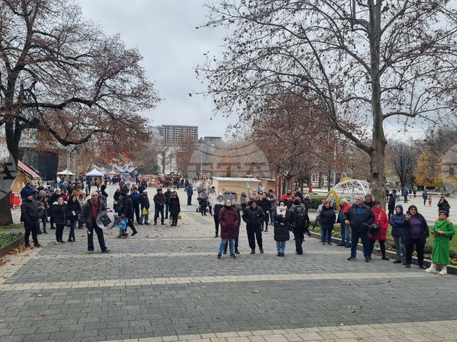 В Плевен граждани се събират на протест с искане за оставка на правителството