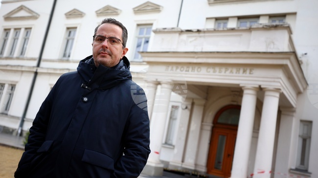 Преработеният бюджет е на крайното обедняване и дълговото задлъжняване, каза Цончо Ганев от "Възраждане"