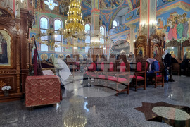 Шумен - църква „Свети Три Светители“ - неделна литургия