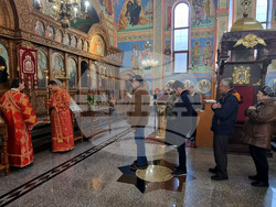 Шумен - църква „Свети Три Светители“ - неделна литургия