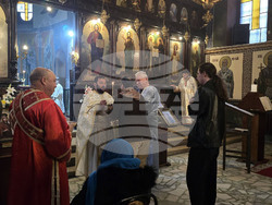 Добрич - църква "Света Троица" - литургия