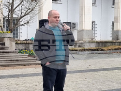 Плевен - граждани - протест с искане за оставка на правителството