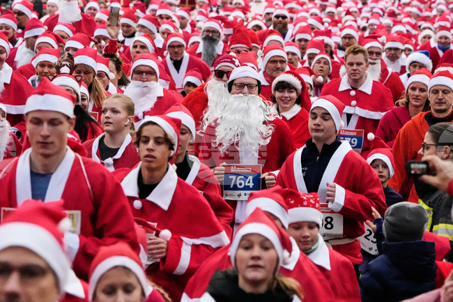 Germany Santa Claus Run