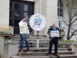 Плевен - граждани - протест с искане за оставка на правителството