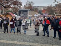 Плевен - граждани - протест с искане за оставка на правителството