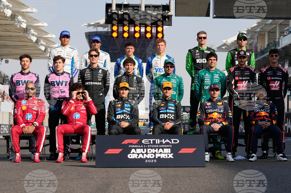 Abu Dhabi F1 GP Auto Racing