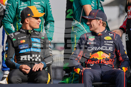 Abu Dhabi F1 GP Auto Racing