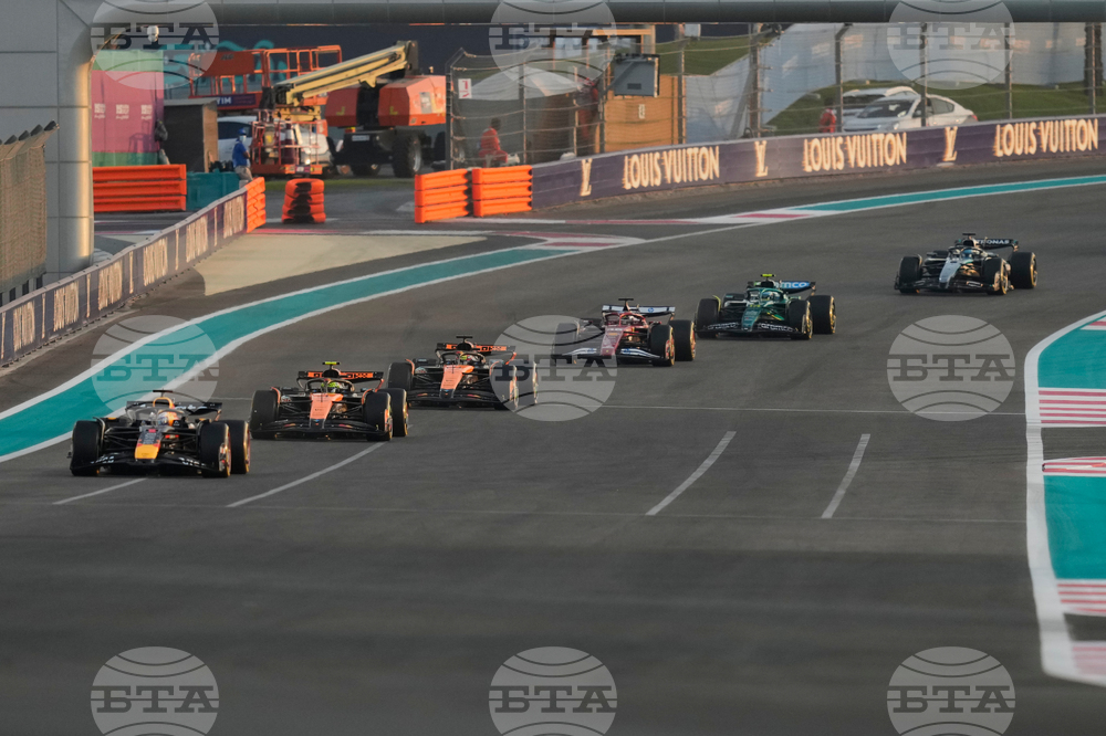 Abu Dhabi F1 GP Auto Racing