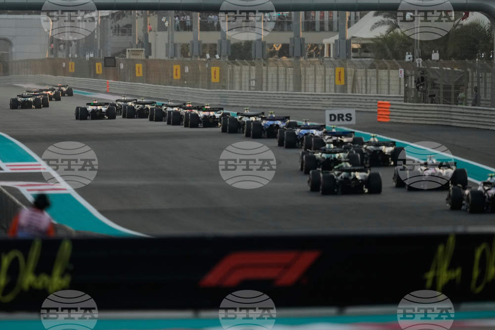 Abu Dhabi F1 GP Auto Racing